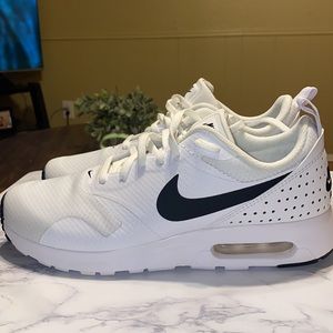 Women’s Nike Air Max